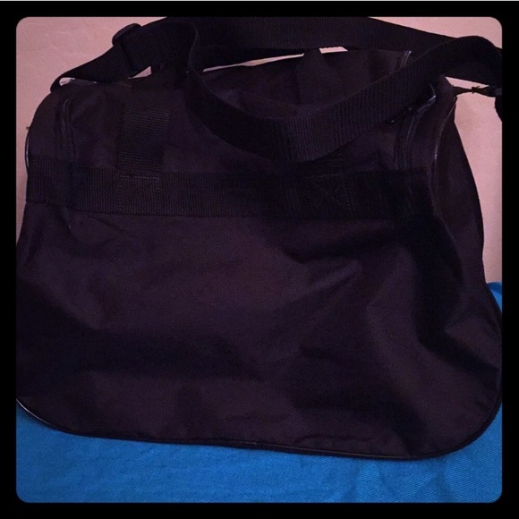 🎉HP🎉 RESTOCKED! Adidas Diablo Small Duffel - Picture 5 of 8